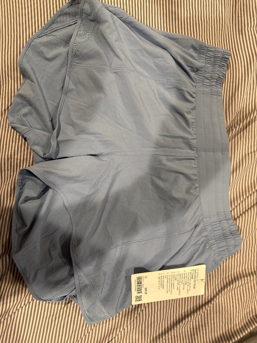 Lululemon Hotty Hot 4” lined short